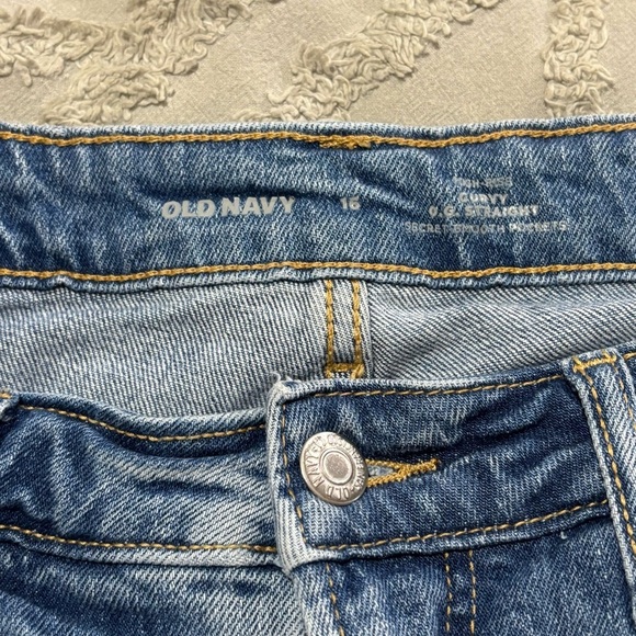 Old Navy High-Rise Curvy O.G. Straight Jeans size 16 - Picture 3 of 7